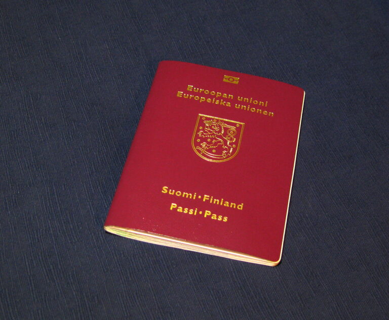 POLIZIA DI STATO RINNOVO PASSAPORTO PRIMA DELLA SCADENZA