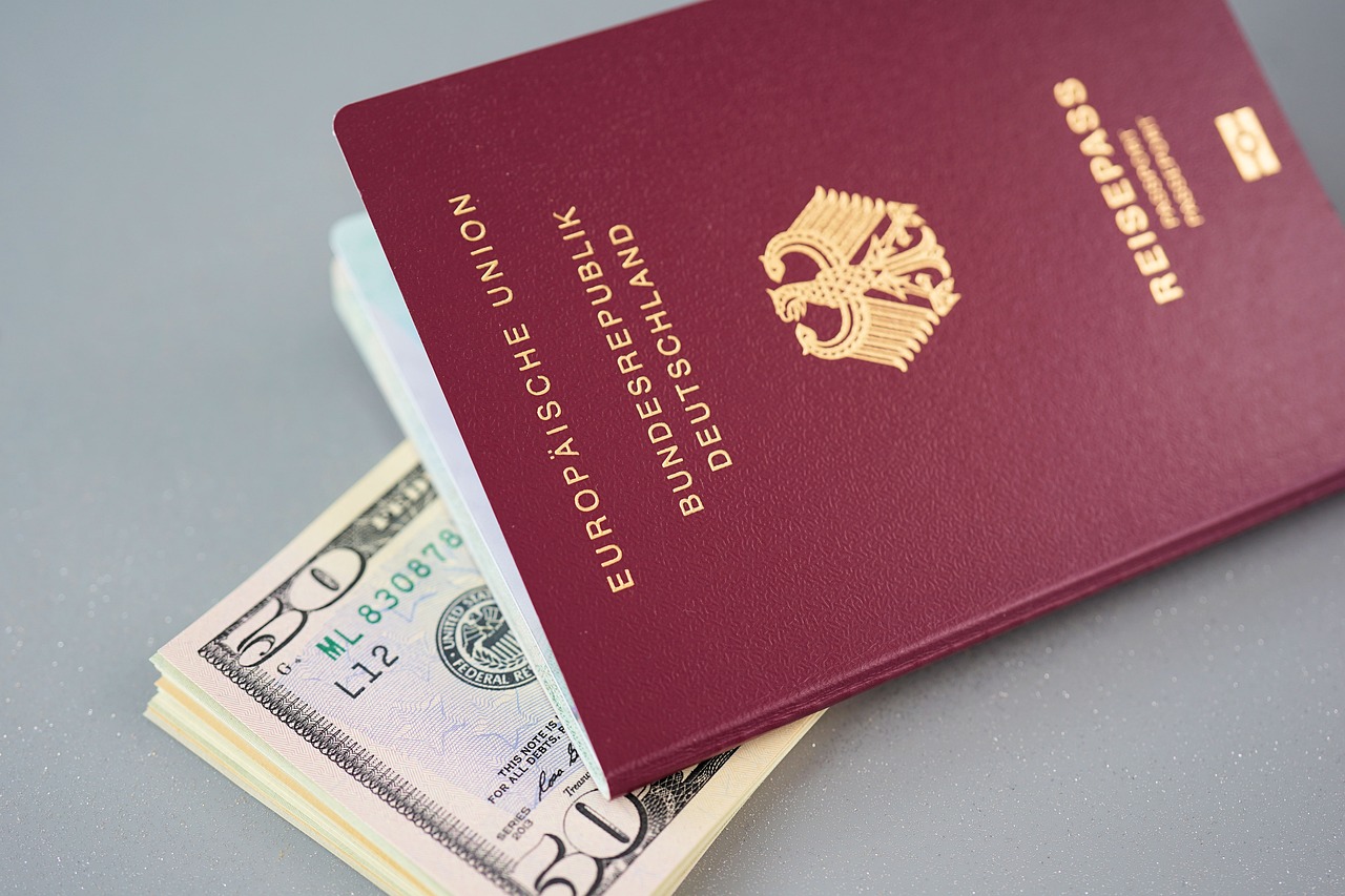 COSA BISOGNA PAGARE PER IL PASSAPORTO